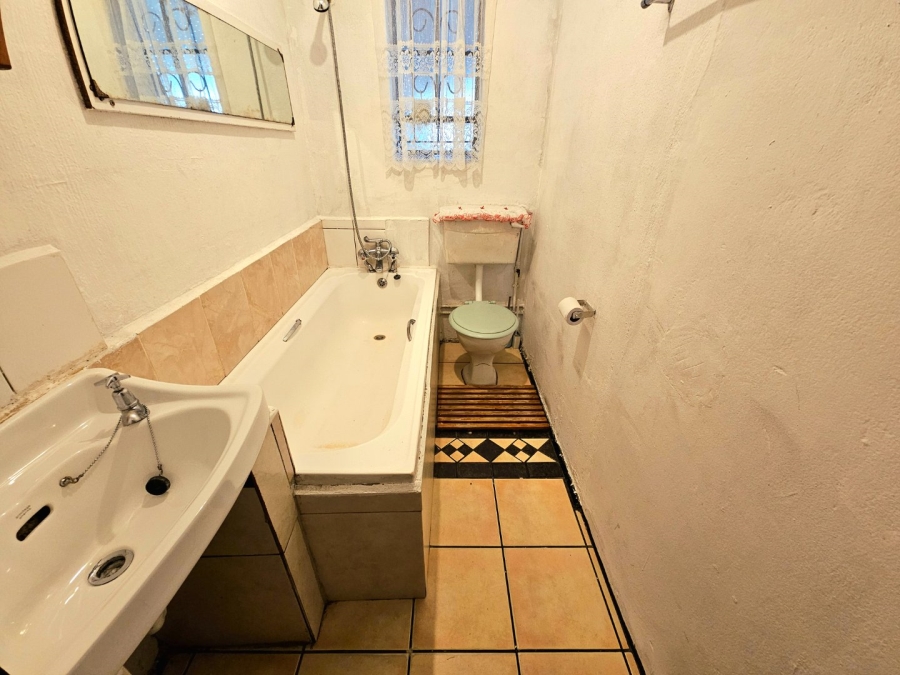 4 Bedroom Property for Sale in Beacon Valley Western Cape